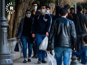 واتهمت السلطات السورية بتهريب مواطنين عبر مطار مدينة القامشلي وعدم إخضاعهم للفحوص الطبية.