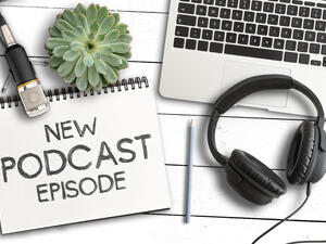 10 of the Best Business Podcasts of 2022