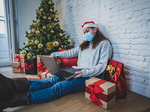 Holiday Blues Meet New Year’s Pressure