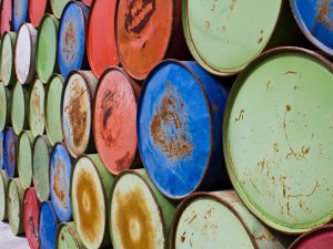 Oil prices steady on lower US, China demand