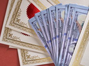 US debt deal starts massive debt sale, may drain liquidity