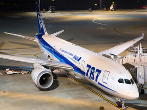 Boeing 787 Deliveries May Be Halted Until October
