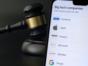 Tech This Week: Tech Giants on Regulators Radar, Snapchat Ends 'Controversial' Filter