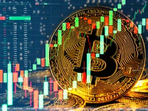 أسعار العملات الرقمية: البتكوين تنخفض وبولكادوت تهيمن على السوق