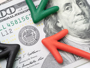 US: Fed Throws Saving Rope to Government, Businesses