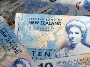 New Zealand: GDP Falls A Record 12.2 Percent