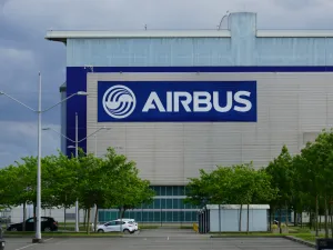 Airbus to Create Zero-Emission, Hydrogen-Powered Planes