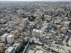 مشهد عام لمدينة ادلب