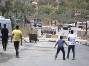 الجيش الاسرائيلي يصيب فلسطينيا قرب نابلس ويهدم "العراقيب" للمرة 206