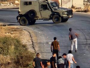 مستوطنون يهاجمون مدرسة فلسطينية قرب نابلس (فيديو)