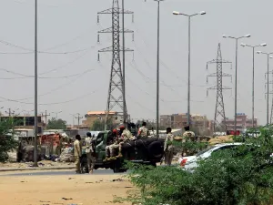 دعوات دولية للاطراف السودانية الى ضبط النفس ووقف القتال