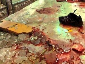 عشرات القتلى والجرحى في هجوم على ضريح بمدينة شيراز
