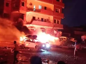 انفجار يهز مطار عدن