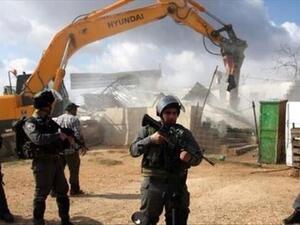 إسرائيل تهدم "العراقيب" للمرة 198ومستوطنون يهاجمون قرية قرب نابلس