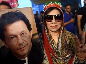 عمران خان خارج المستشفى