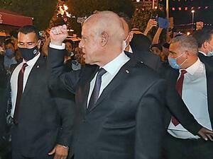 سعيّد يواصل حملة تطهير إدارات الدولة ويلمح لرفضه الحوار مع "النهضة"