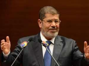 مصر تعيد ادراج مرسي والقرضاوي على قوائم الارهاب