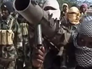 حركة الشباب الصومالية تفرج عن 14 صيادا ايرانيا احتجزتهم 8 سنوات