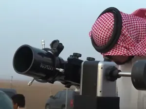 صلاة الجمعة يوم العيد .. جدل متجدد وخلاف متواصل