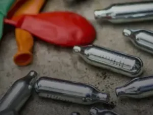 بريطانيا تتجه الى حظر "غاز الضحك"
