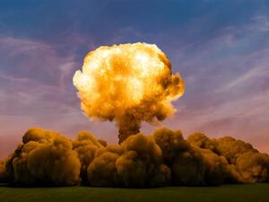 آلاف الأوكرانيين بحفل جنس جماعي على تلة قرب كييف