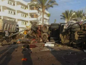 21 قتيلا بينهم اجانب في حادث سير مروع في مصر