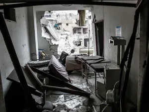 غارات روسية تطال مستشفيين بريف حلب