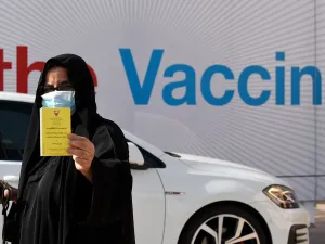 دولة عربية ضمن قائمة البلدان العشر الأكثر تطعيما ضد كورونا
