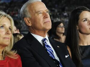 روسيا تفرض عقوبات على زوجة وابنة بايدن