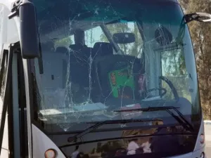 انفجار يستهدف حافلة سياحية غربي القاهرة