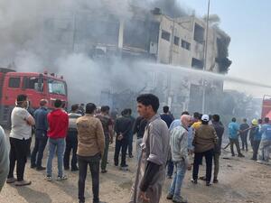 قتلى ومصابون في حريق هائل بمصنع للملابس شمالي مصر 