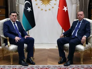 أردوغان والسراج يبحثان آفاق التعاون بين بلديهما