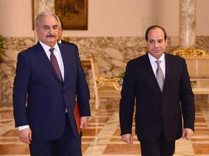 الرئيس المصري عبد الفتاح السيسي والمشير خليفة حفتر