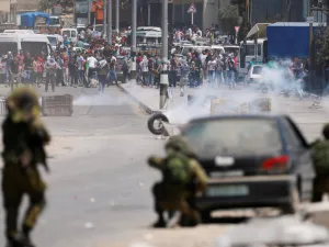 الفلسطينيون ينتفضون ضد "صفقة القرن"