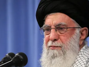 آية الله علي خامنئي
