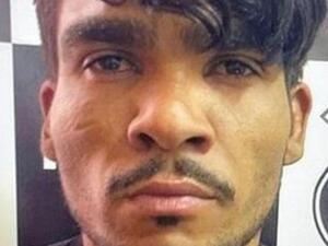 تبث وسائل الإعلام البرازيلية باستمرار صورة باربوسا ذي الشارب واللحية الخفيفة والخلاسي صاحب النظرات الخطرة.