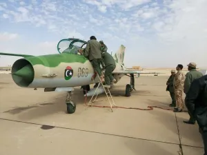 الطائرة الحربية لم يكن على متنها سوى الطيار