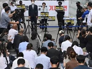 حجر آلاف من أتباع كنيسة في كوريا الجنوبية