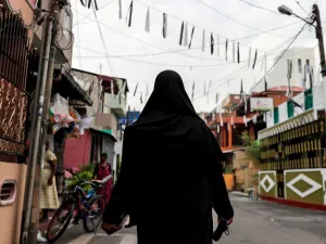 مسلمو سريلانكا لا يزالون يعيشون في خوف من الهجمات الانتقامية منذ تفجيرات عيد الفصح
