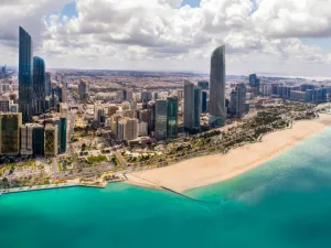 شهدت أبوظبي نمواً بنسبة 4.6 في المائة في قطاع العقارات