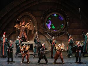 العرض برودواي المسرحي The Wizard of Oz