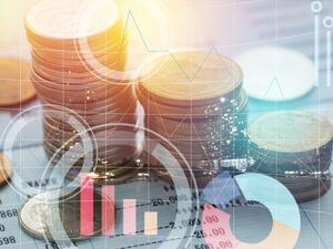 الأسهم السعودية تستعد لأول ردة فعل بعد تراجع أسعار النفط