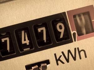 Consumption of energy in Kuwait is hitting 700,000 per day.