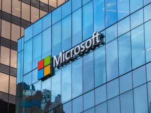 الاستخدام اليومي لمنصة "مايكروسوفت تيمز" يشهد ارتفاعاً بنسبة 70%