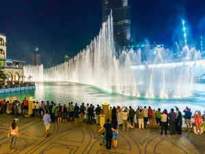 وصل متوسط سعر الغرفة إلى 495 درهما في حين بلغ متوسط إقامة السائح 3.5 ليال خلال الزيارة بينما بلغ متوسط إشغال الغرف نحو 84%.