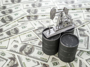 After the attack on the Saudi oil facilities, the Russian oil production was relatively high.