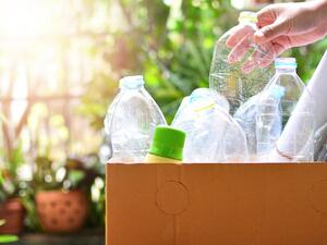 Single-use plastics are used once before they are thrown away or recycled. (Shutterstock) Abu Dhabi to Reduce Its Consumption of Single-Use Plastic by 2021