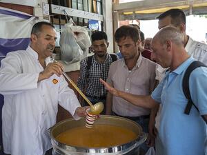 Selime Hatun Mosque’s imam Osman Gökrem gives hope to Istanbul’s homeless (Twitter)