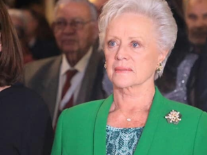 HRH Princess Muna, president of the Jordanian Nursing Council (Twitter)