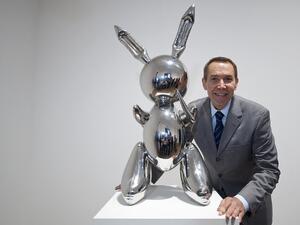 Rabbit sculpture by Jeff Koons  (Twitter)